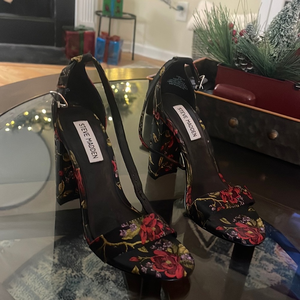Red/Black Flowered Steven Madden Block Heels
